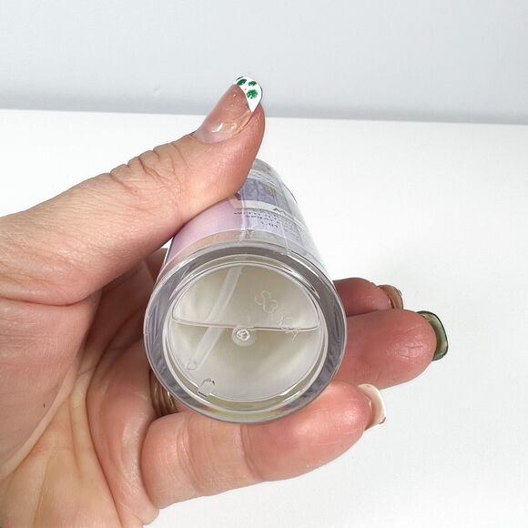 Makeup Revolution, Friends, Monica, Mini Calming Fixing Spray, 30ml NEW - Picture 4 of 4